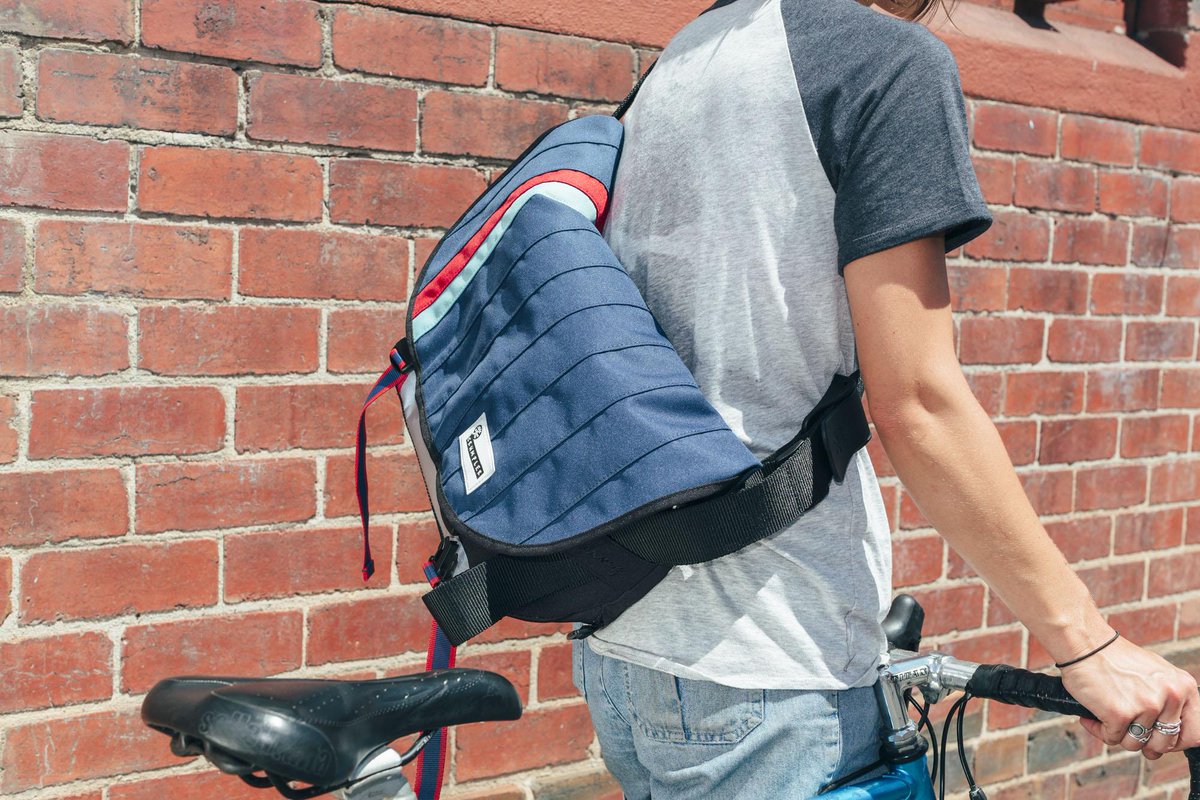 Rustle Blanket Barney Crumpler クランプラー