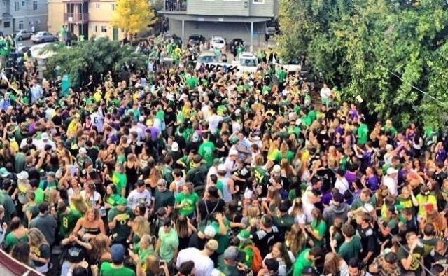 It's almost that time☺️🏈💚 #sco647