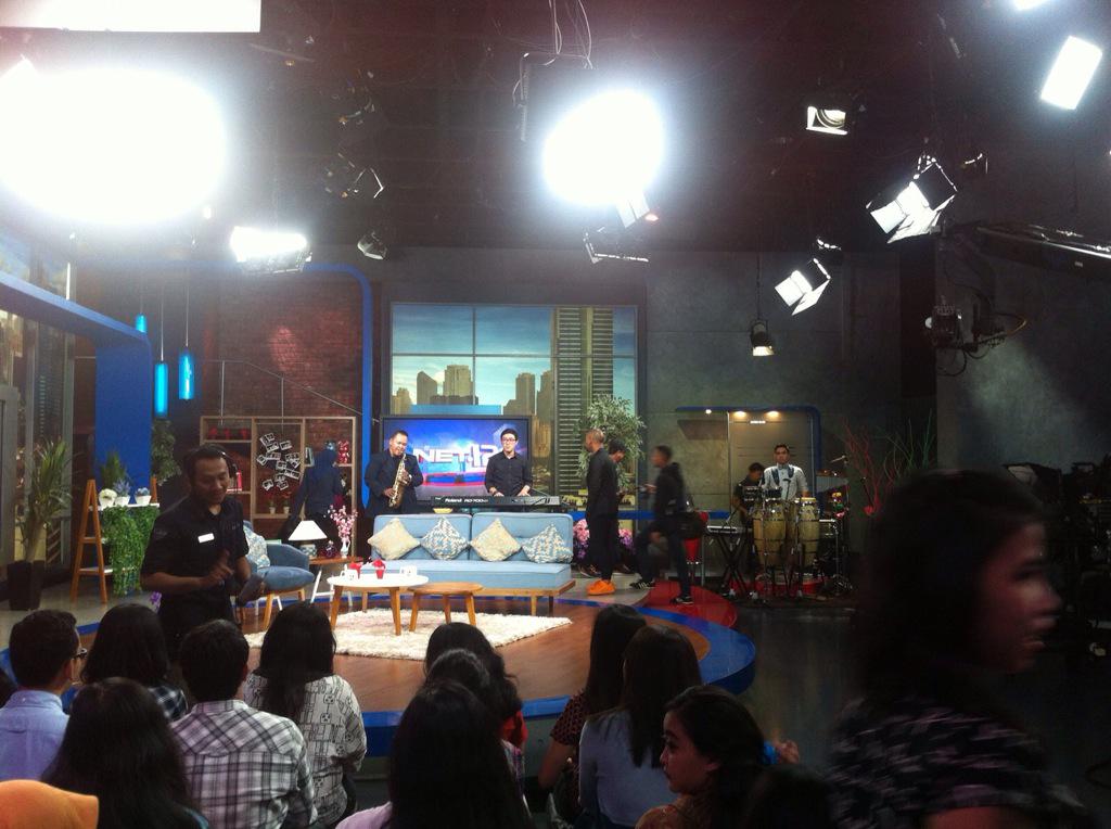 (12.08.2015) Persiapan @MarcellSiahaans dan band perform untuk live <a href="/SarahSechan_NET/">SarahSechan_NET</a> <a href="/netmediatama/">Netmedia</a>.
