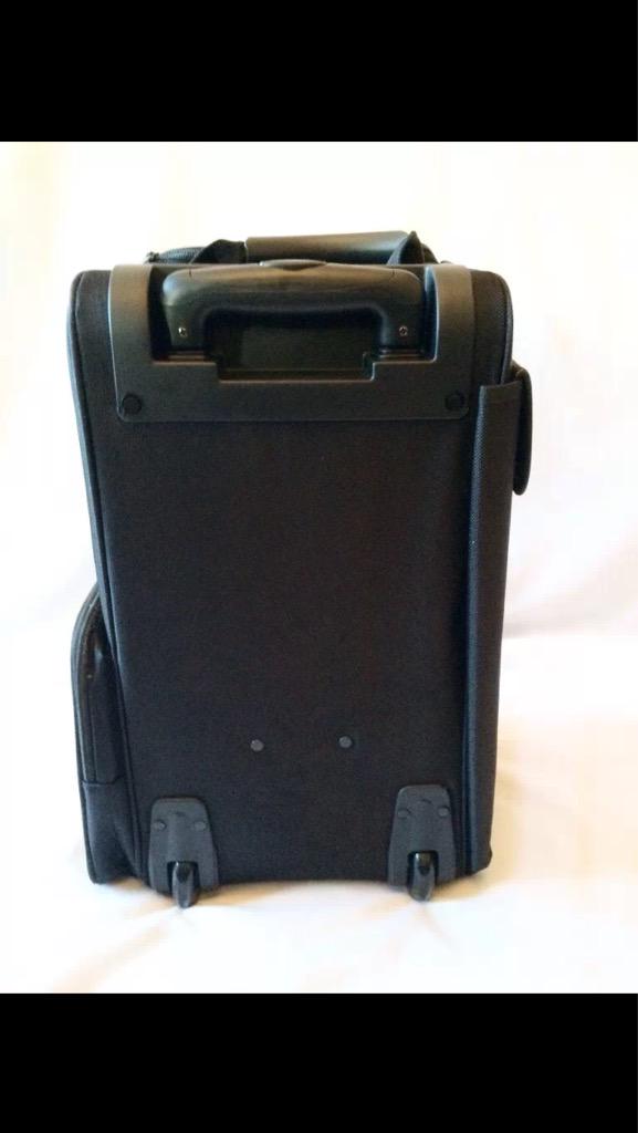 makeup_direct's tweet image. NEW!! Our smaller fabric makeup case/trolley £110 #mua #zuca m.ebay.co.uk/itm/Profession…