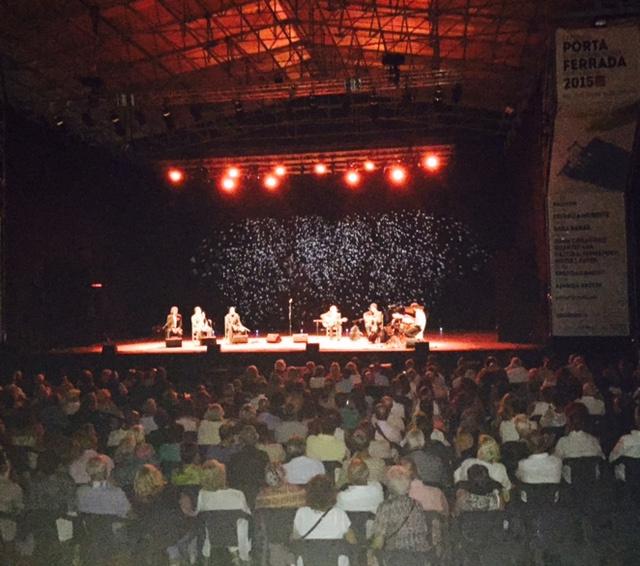PlanasAlexandra's tweet photo. Concert d'Estrella Morente al festival de la Porta Ferrada de Sant Feliu de Guíxols. Genial!!! http://t.co/BIWwg1SNGw