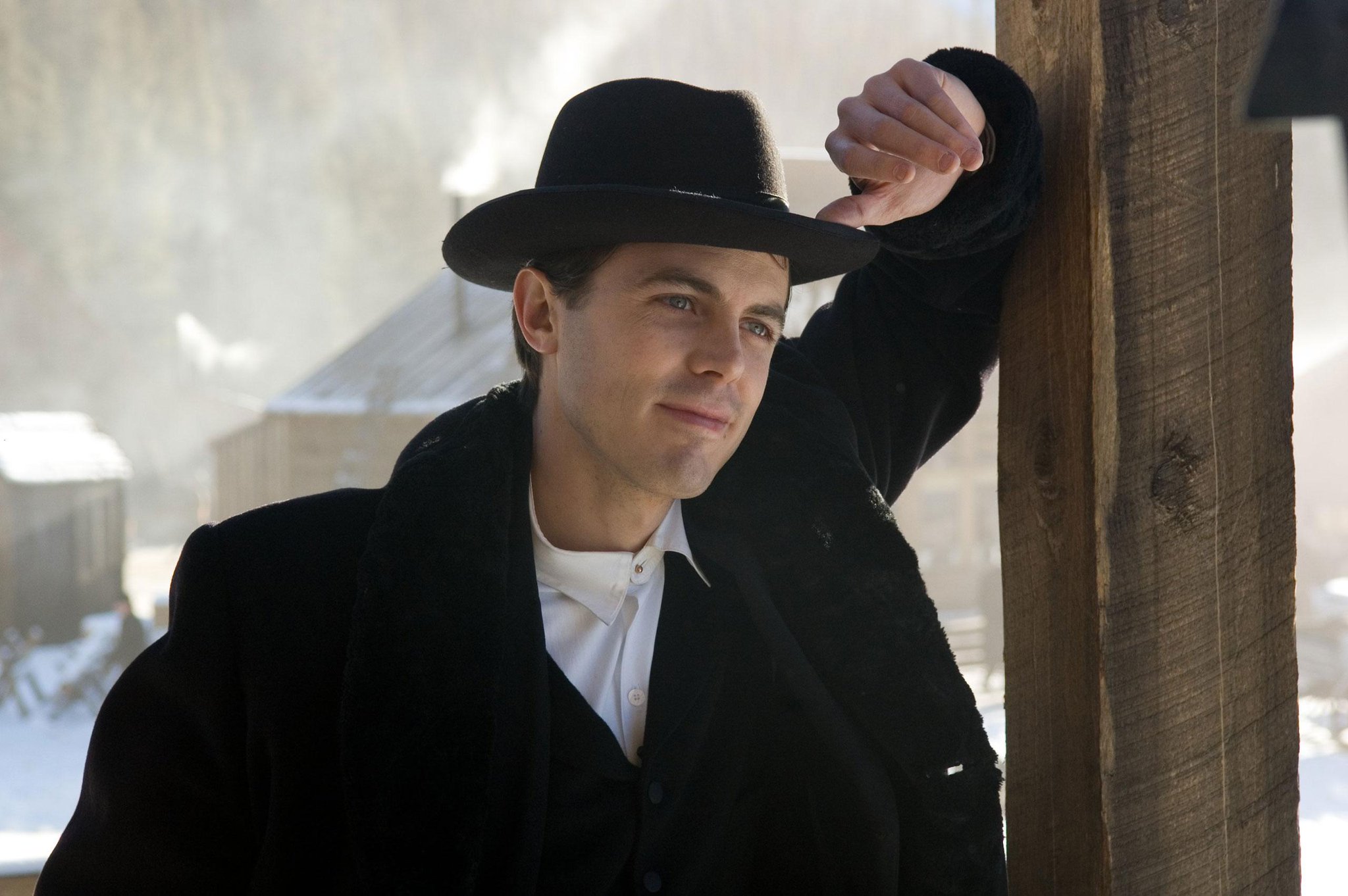 He doesn\t look it but Casey Affleck turns 40 today! 