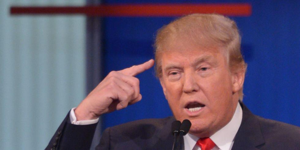 ELLEmagazine's tweet photo. The best tweets from women's EPIC #periodsarenotaninsult response to  Donald Trump. http://t.co/K6b0ds5q2X http://t.co/hUkB2lYFqm