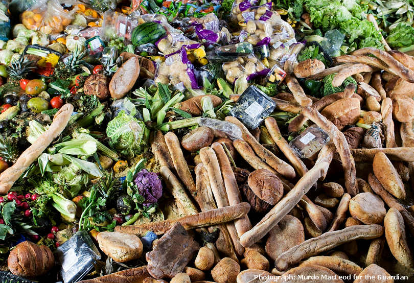 #goodread Cutting #foodwaste by a quarter would mean enough for everyone, says #UN ow.ly/QNyWG <a href="/Guardian/">The Guardian</a>