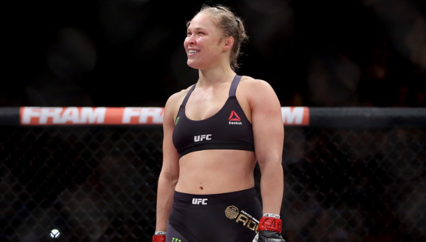 SkySportsBoxing's tweet photo. Ronda Rousey says she could beat Floyd Mayweather in 'no rules' fight: http://t.co/o94qJAmk6z http://t.co/llTB1jleW8