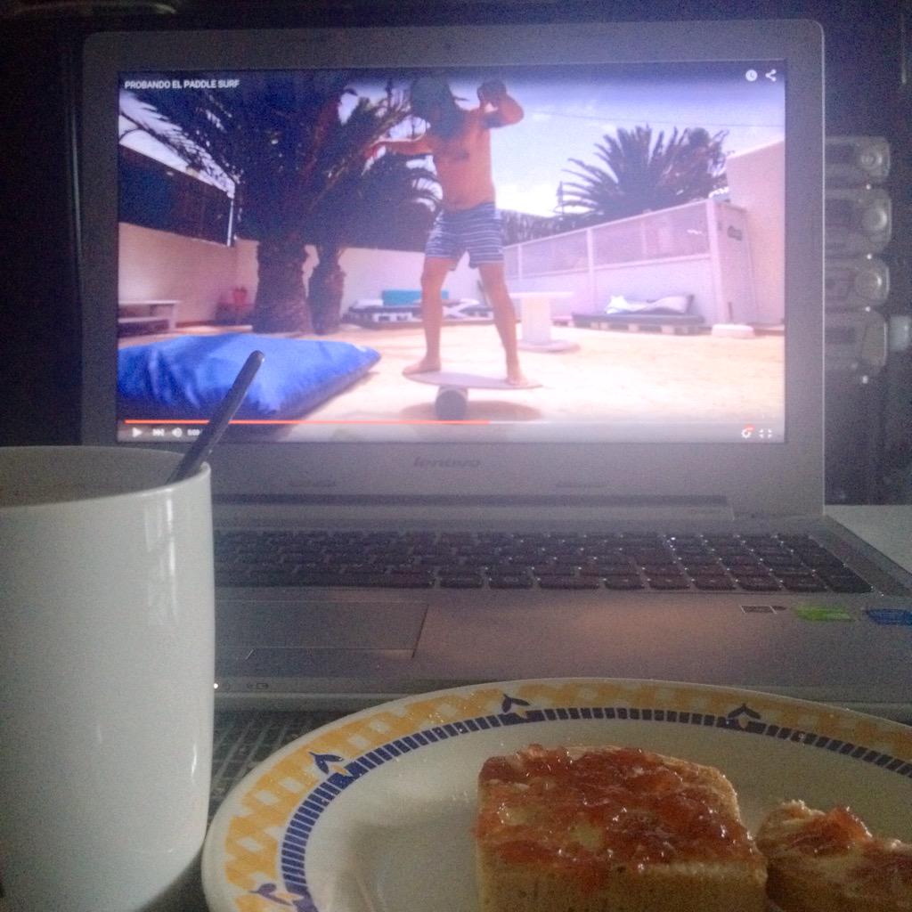MonkeyBonkie's tweet photo. Hoy desayunamos con @roadtowild http://t.co/jY0TcKYbvY