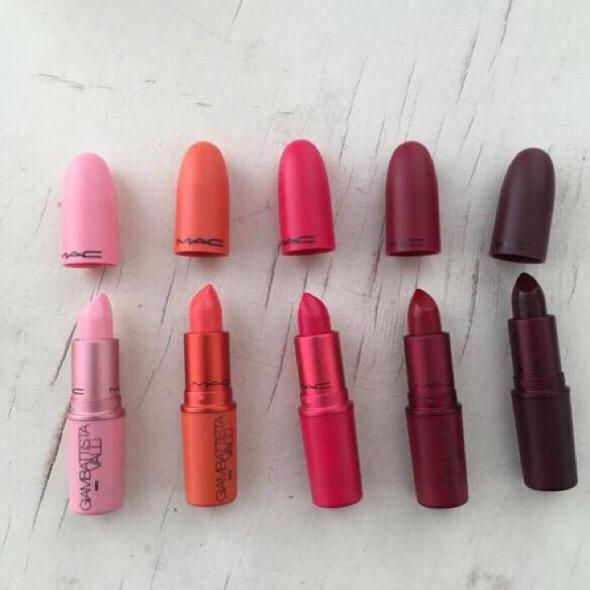 Common White Girl tweet media