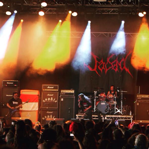 RT <a href="/manjasad/">ᮙᮔ᮪ ᮏᮞᮓ᮪</a> Hail!
We are from Bandung !!

#BandungBlasting2015 #BloodStock