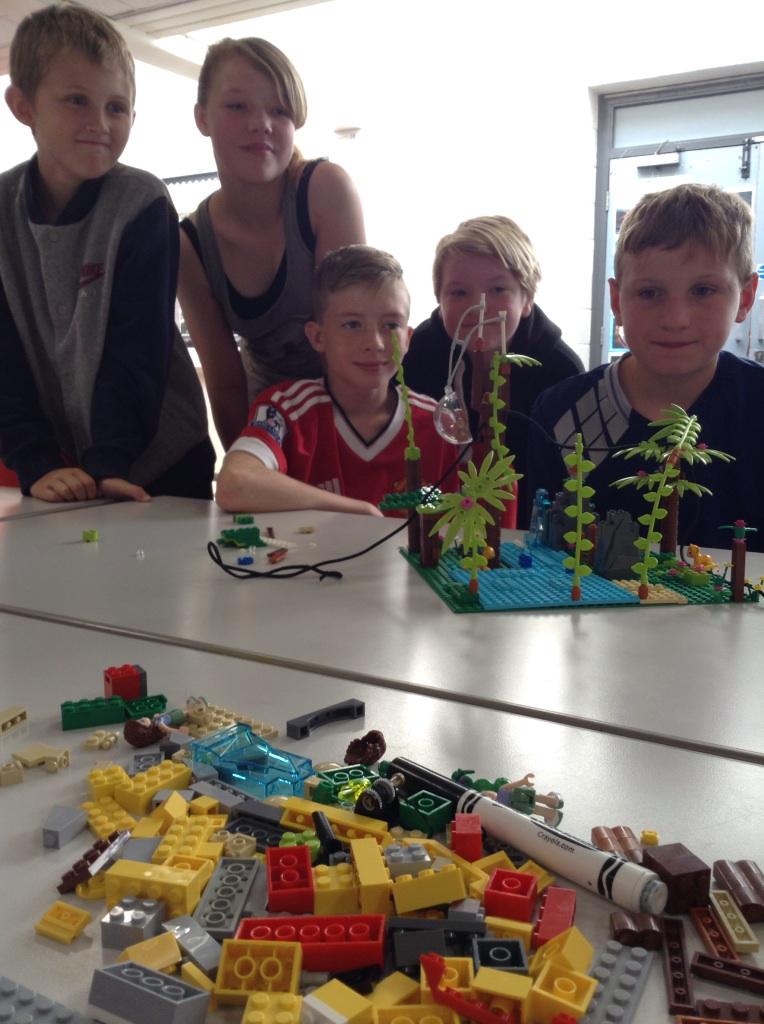 Almost as amazing as <a href="/chesterzoo/">Chester Zoo</a> Orangutan habitat! #summerschool #uaw