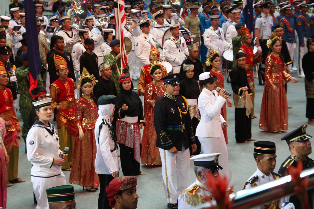 JourneyAdvisor's tweet photo. #TheRoyalBruneiArmedForcesDay is known as as the Askar Melayu Brunei and its a festival in the country. http://t.co/ihrAgaF9dH