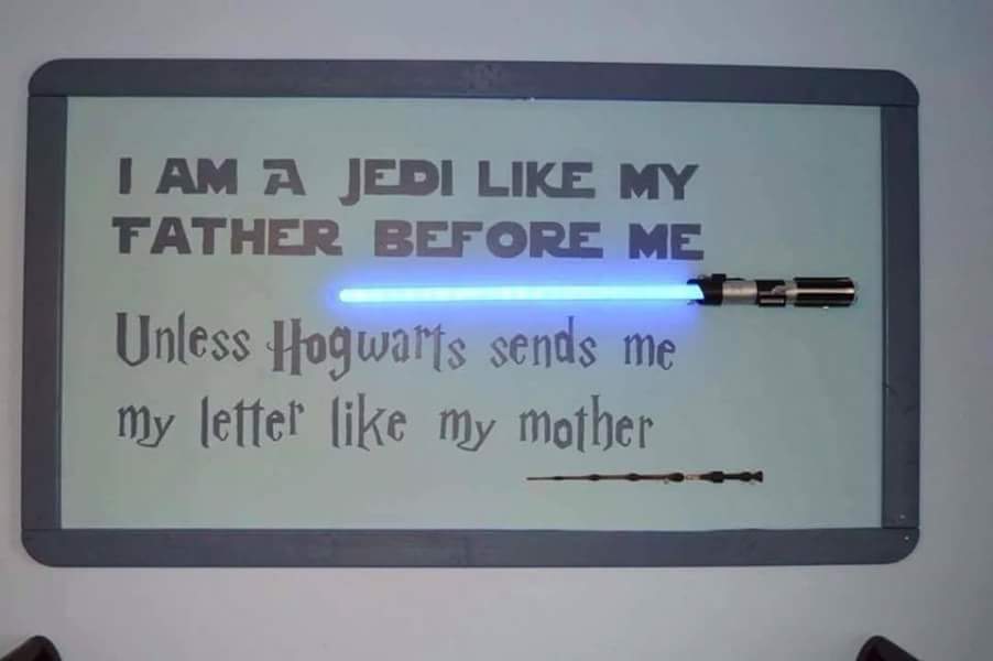 thegeek_factory's tweet photo. RT or Fave battle! What would you rather be? RT for a Jedi, fave for a Wizard http://t.co/0xEnKJkT3W