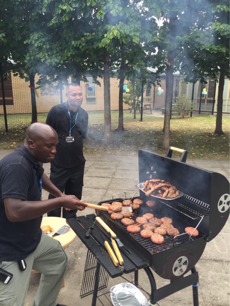 KeatsWard's tweet photo. Flipping burgers #keatsward http://t.co/dawwJfkZoW