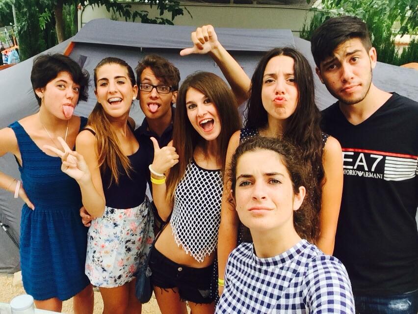 Ari_Alonso14's tweet photo. No me faltéis nunca💜💕 http://t.co/NVtBW8iekQ