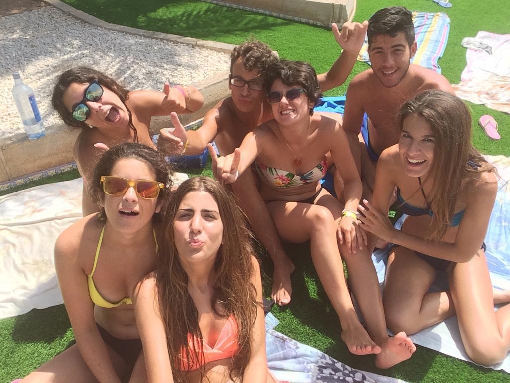 Ari_Alonso14's tweet photo. No me faltéis nunca💜💕 http://t.co/NVtBW8iekQ