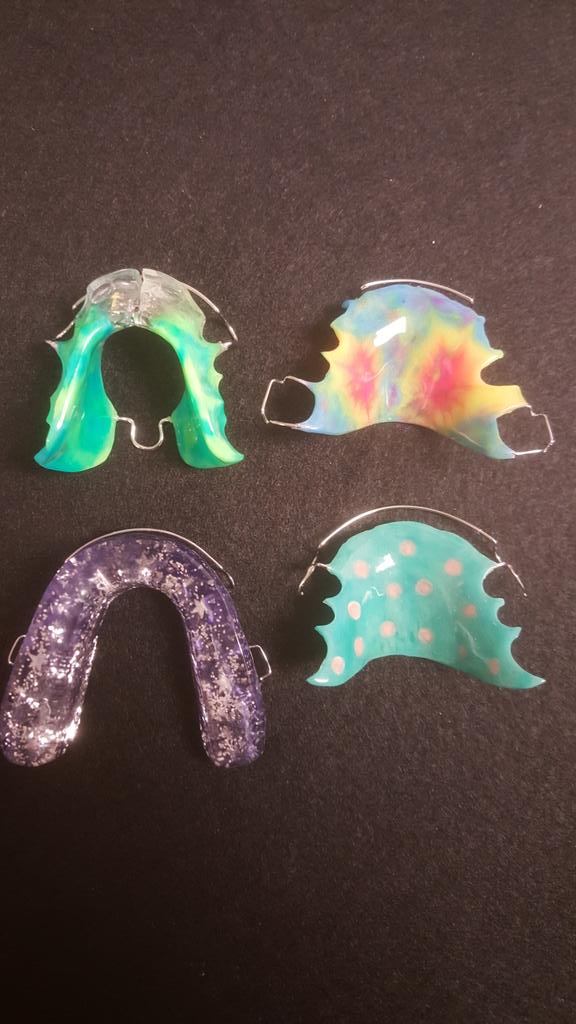 ReserveOrthoLab's tweet photo. It's a tie for Coolest appliance of the day. #coolretainers http://t.co/2jCq9CpI1a