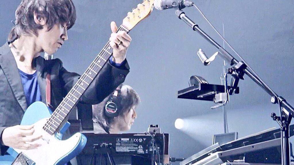 田原健一(Mr. Children) with fender telecaster