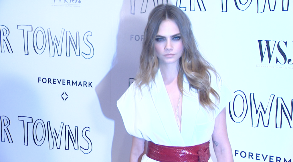Happy 23rd birthday to It-girl Cara Delevingne! Make like Cara and put a belt on it:  