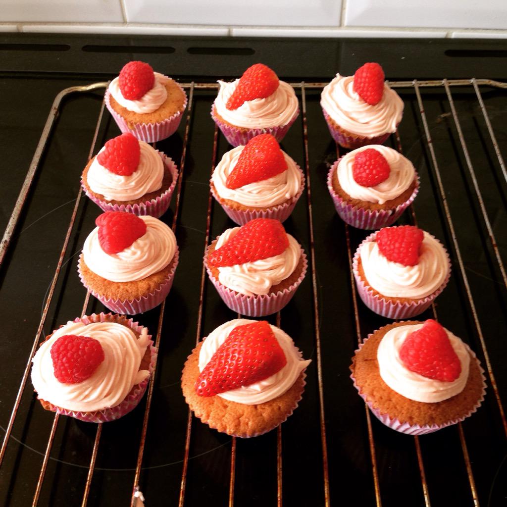 Michelle Ashcroft (Shell_Scott) Twitter