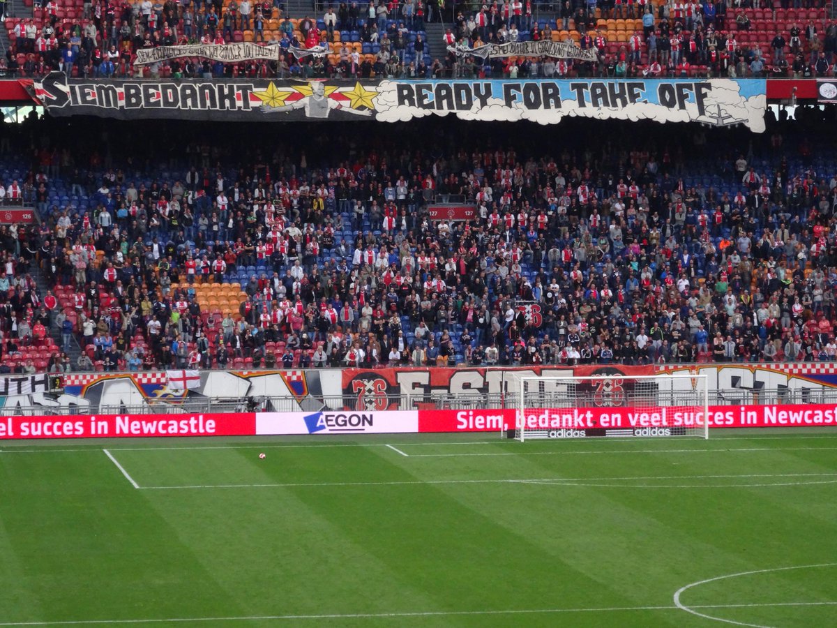 NoordB's tweet photo. South Crew speler banner: Siem de Jong! http://t.co/1HktLuSrcC