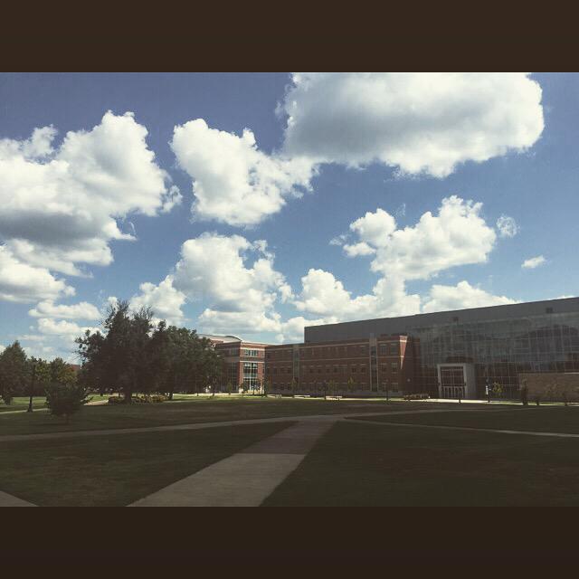 mtsuenc's tweet photo. Prayer walking the campus today. Believing for a harvest at MTSU! Jesus let your light shine as we minister! http://t.co/mZMxQMc2YQ