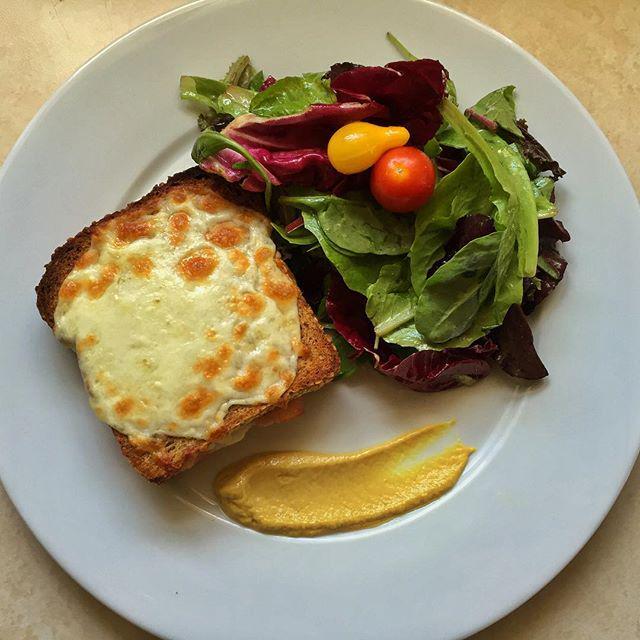 ChefTechRey's tweet photo. When your just trying to make a simple lunch but you can't help yourself #cheflife #snacka… http://t.co/BkZGHwEzQg http://t.co/cOPHB7pXHS