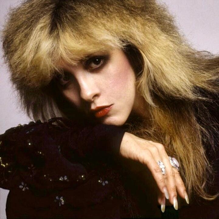 StevieNixChain's tweet photo. I was just that old, that August dark, dark day..🎵 #NoSpokenWord #StevieNicks #Lyrics #fleetwoodmac #RockALittle #80s http://t.co/bY4hsTnQAb
