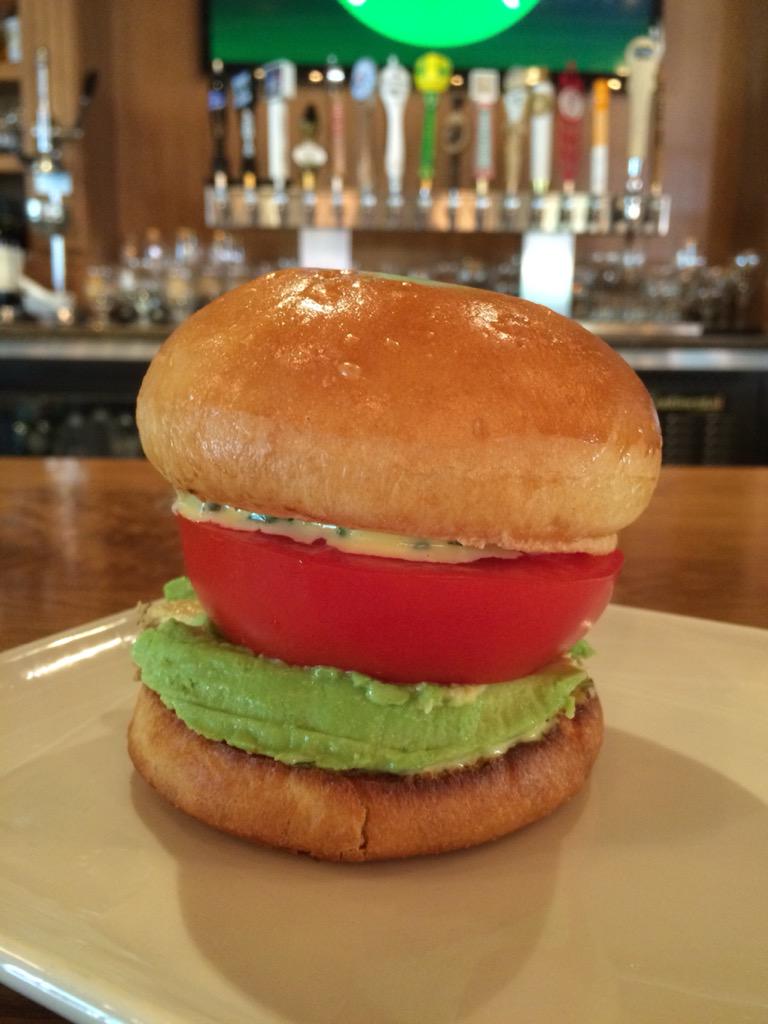 CottageonDixie's tweet photo. "Tomato burger": heirloom tomatoes, avocado, lemon caper basil aioli, toasted house bun
#BIOSFarm #Vegetarian http://t.co/UI9sFX3CU5