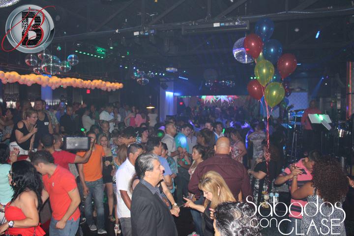 LasBrisasClub's tweet photo. #SABADOSCONCLASE
DJ CANDELA
MC SKETCH http://t.co/tMCJIYI908