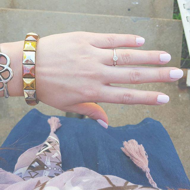 ohjuliaann's tweet image. Love this I Do hue! Read the full @studiowedbox review on the blog: ow.ly/QOXpy #weddingwednesday #wedding