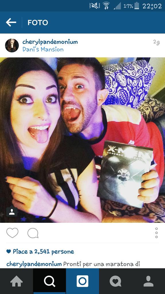 youtubemyheroes's tweet image. #danyl non sono brava con i nomi delle ship 😂.@CherylLoveMetal @DoesntMatterPod . I TUOI CANINI MI FANNO AMMAZZARE 😂