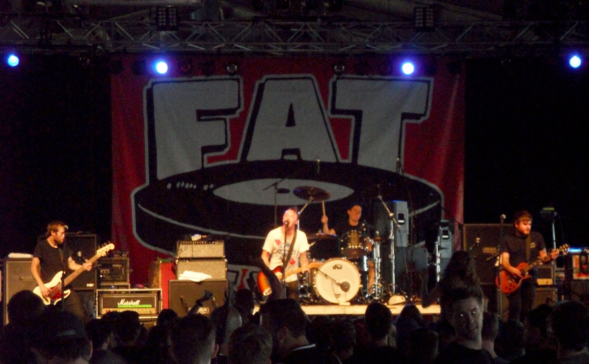 NBPunkFanatic's tweet photo. Don't miss @theflatliners tonight Boston... They killed it in Halifax!  https://t.co/vYE9nD3pMp http://t.co/KMY3yAqzzq