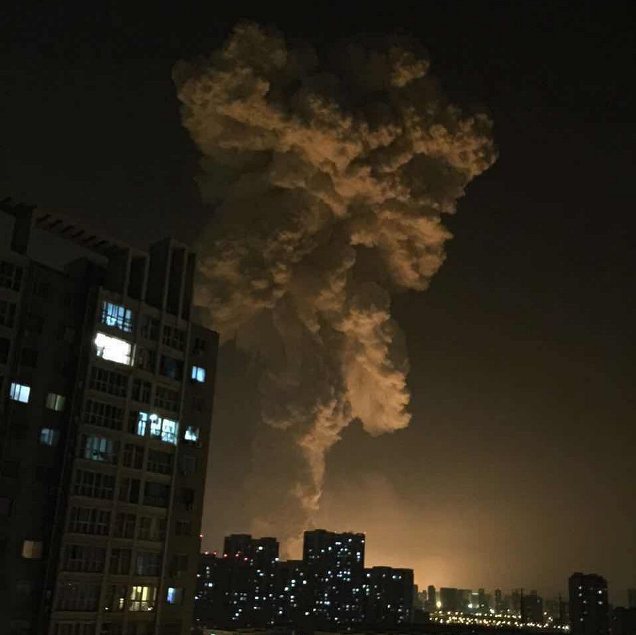 Gran explosión en Tianjin, China. - Forocoches