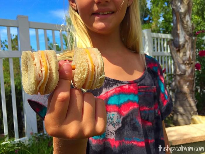 TheTypical_Mom's tweet photo. FUN lunchtime ideas + enter to win $4K from @FosterFarms #ad #dontcallmebasic
Here----> http://t.co/y7TQiTrgL0 http://t.co/ttXSQmqmSa