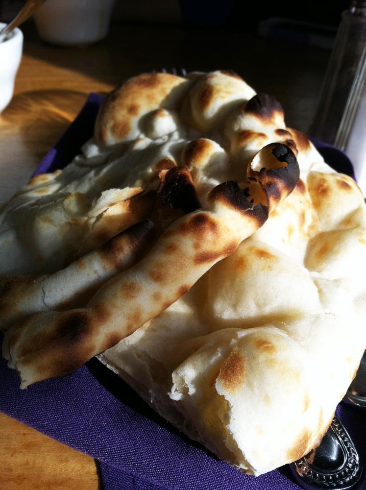simmermag's tweet photo. When the need for naan is too strong, head to Tantric. #restaurantreview http://t.co/NsSiM96lE1 http://t.co/OHUBKJyVEA