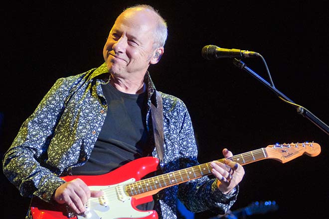 Happy Birthday British guitarist Mark Knopfler, 66 today (12th August). He rose to fame as front man of Dire Straits. 