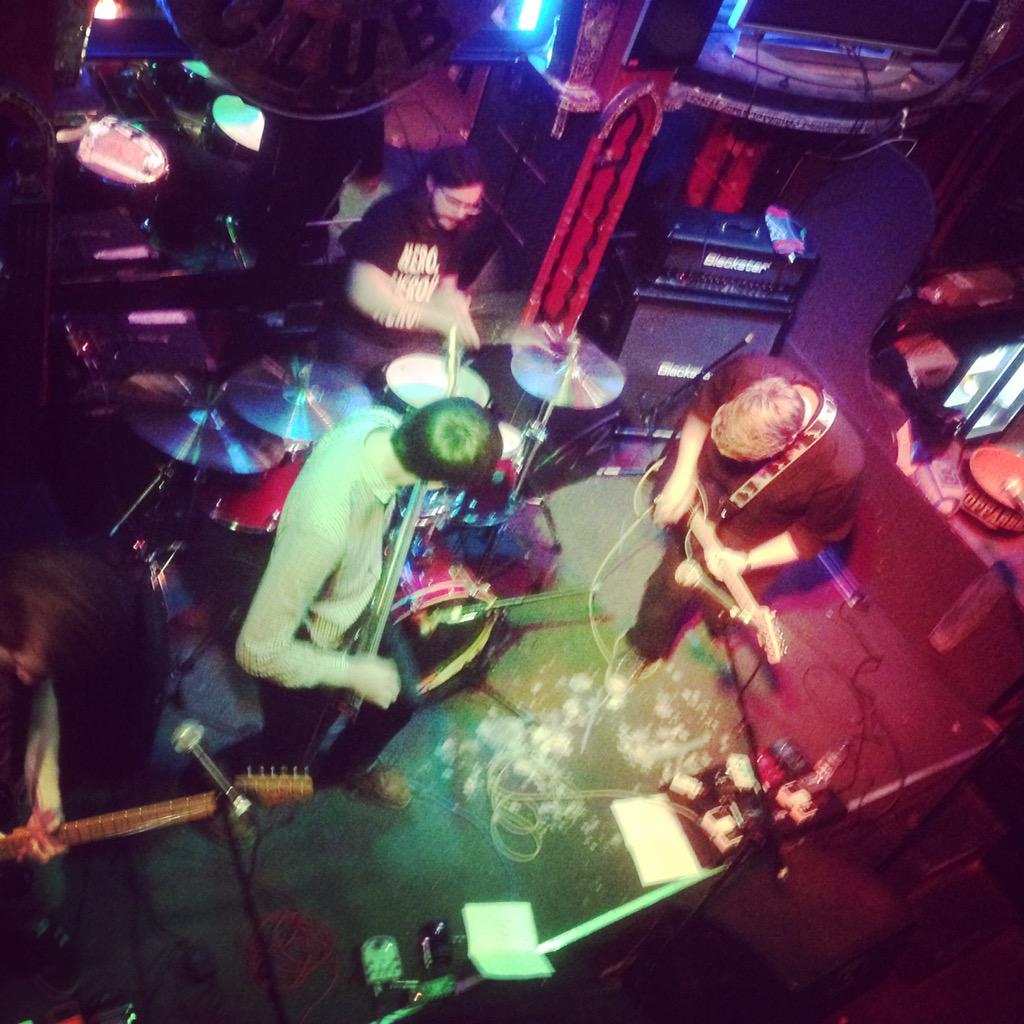 <a href="/archrivalsuk/">Arch Rivals</a> <a href="/12barclub/">12 Bar Club</a> live now!