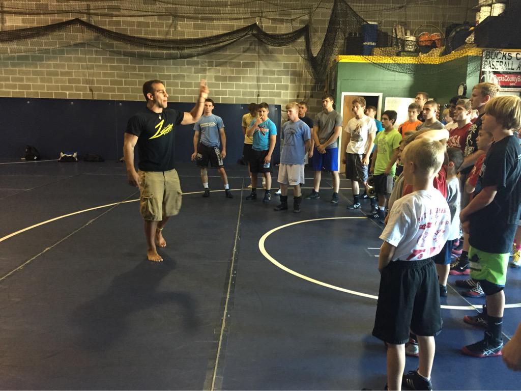 Apachewrestling's tweet photo. Wow. #Thatwasimpressive @WrestlingMindse thx for coming to help our guys! http://t.co/Ugj8hB9Iag