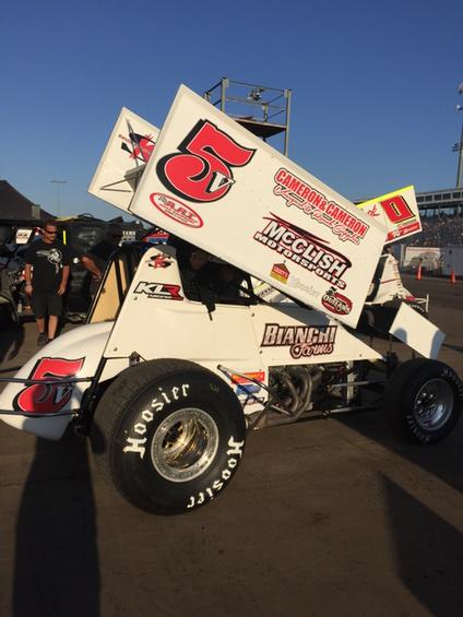 Night 1 of the 410 Knoxville Nationals