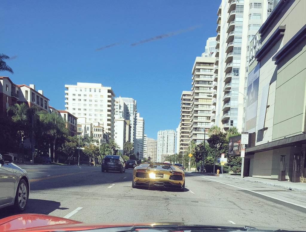 WillyrexYT's tweet image. Oro sobre ruedas...