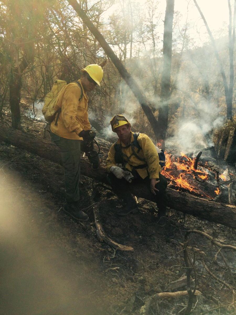146AirliftWing's tweet photo. @theCaGuard Soldiers #support@CAL_FIRE @Cal_OES #RockyFire looking for hotspots. #KeepingCASafe http://t.co/dTKxN2fn7B