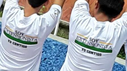GGroxanaaguirre's tweet photo. Un abrazo para mis compañeros #Extensionistas de @CeirUjat #YoContigo Acompañamiento #CampoMexicano @Enrique_MtzyMtz http://t.co/ByojWky2P7