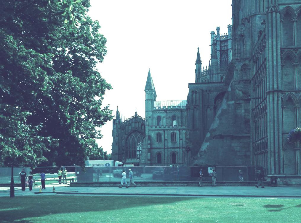 HeartCambs's tweet photo. #Ely Cathedral is the setting for a major new TV drama, starring Doctor Who actor Matt Smith.

Pic: @mrsmoneypenny1 http://t.co/nNTM2pyBaz