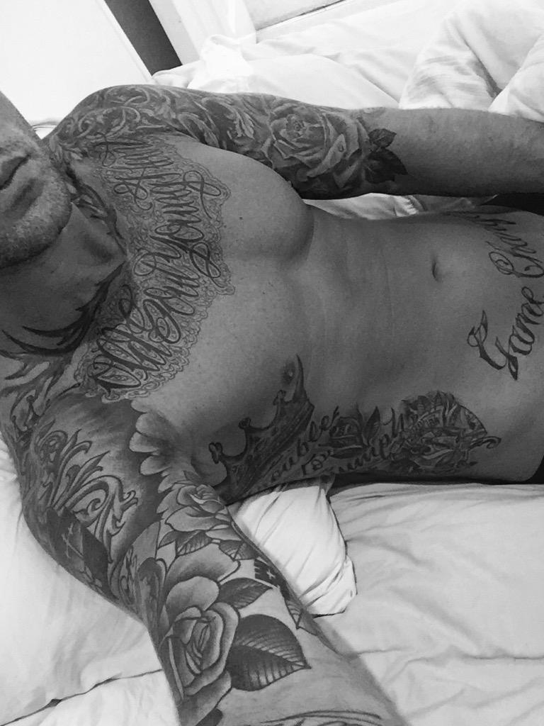 Old man in bloody bed at 9:30 👴🏽 34 feeling like 54