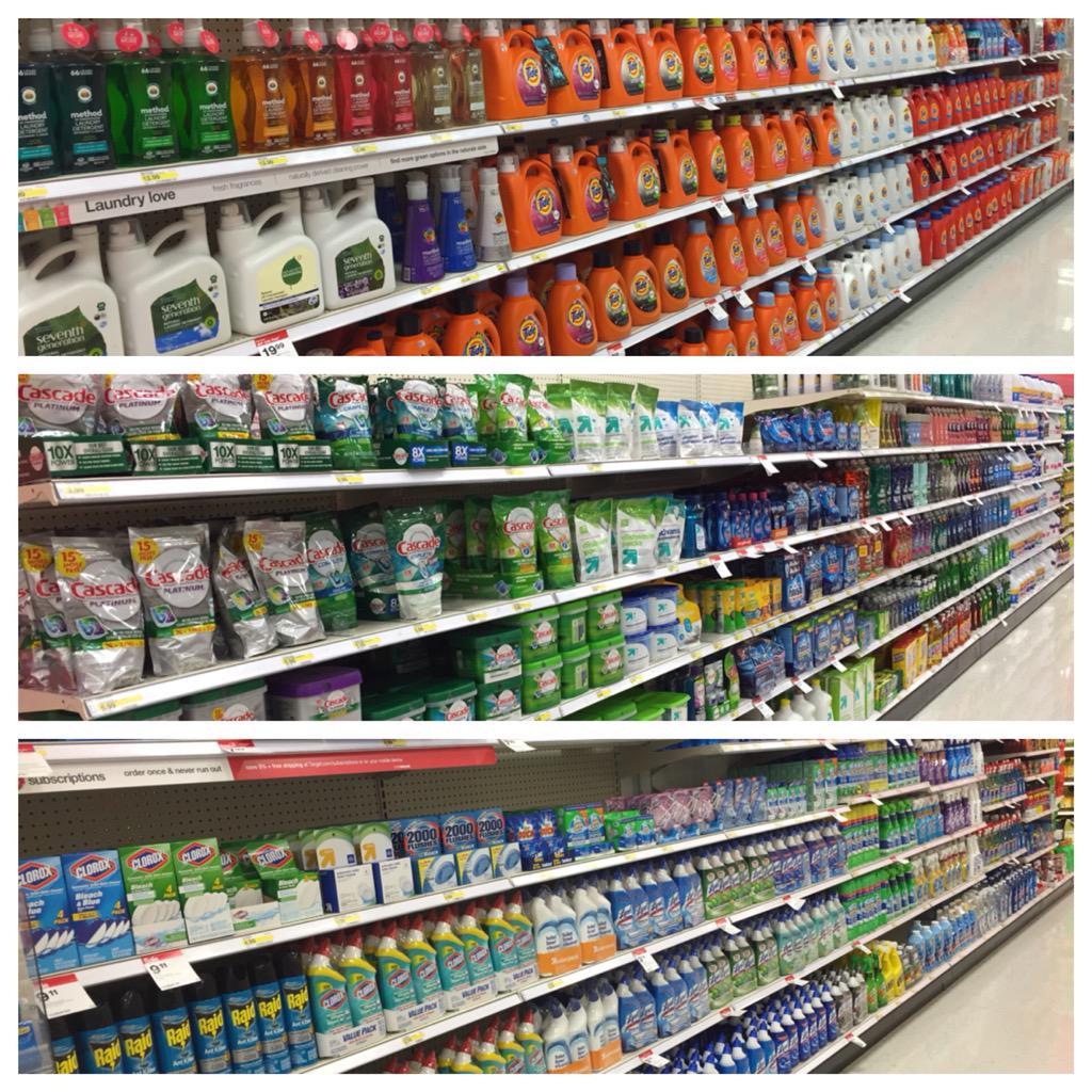 TDCurtis081's tweet photo. Capacity fills in chemicals! That's 6 more tubs on the floor! #T1982 #R300FillerUp @ConnieDroge @crowderabby1 http://t.co/KVhJZaT0GW