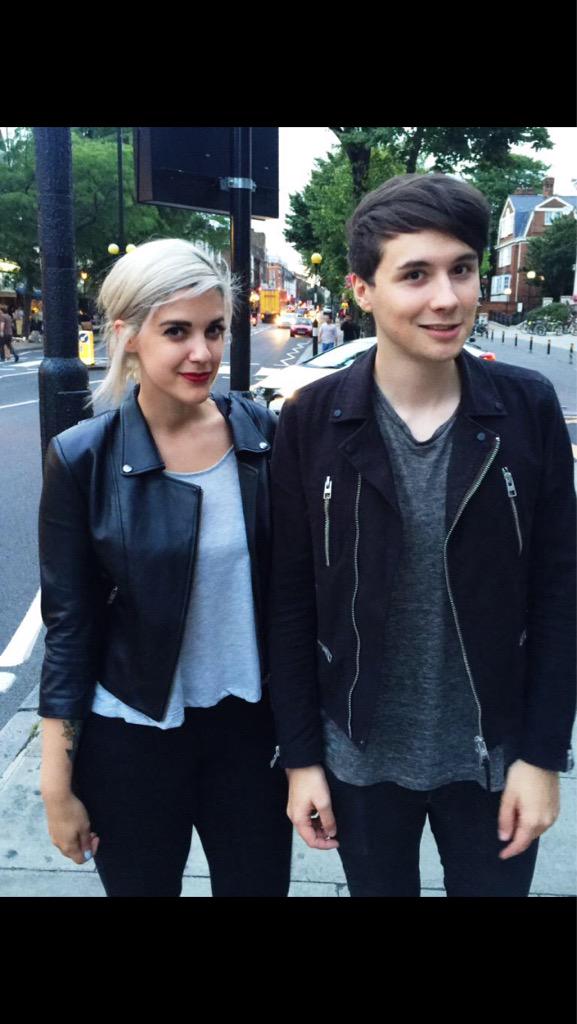 heathenstj's tweet image. "Twinning"

Fav for Danrific rt for Phan