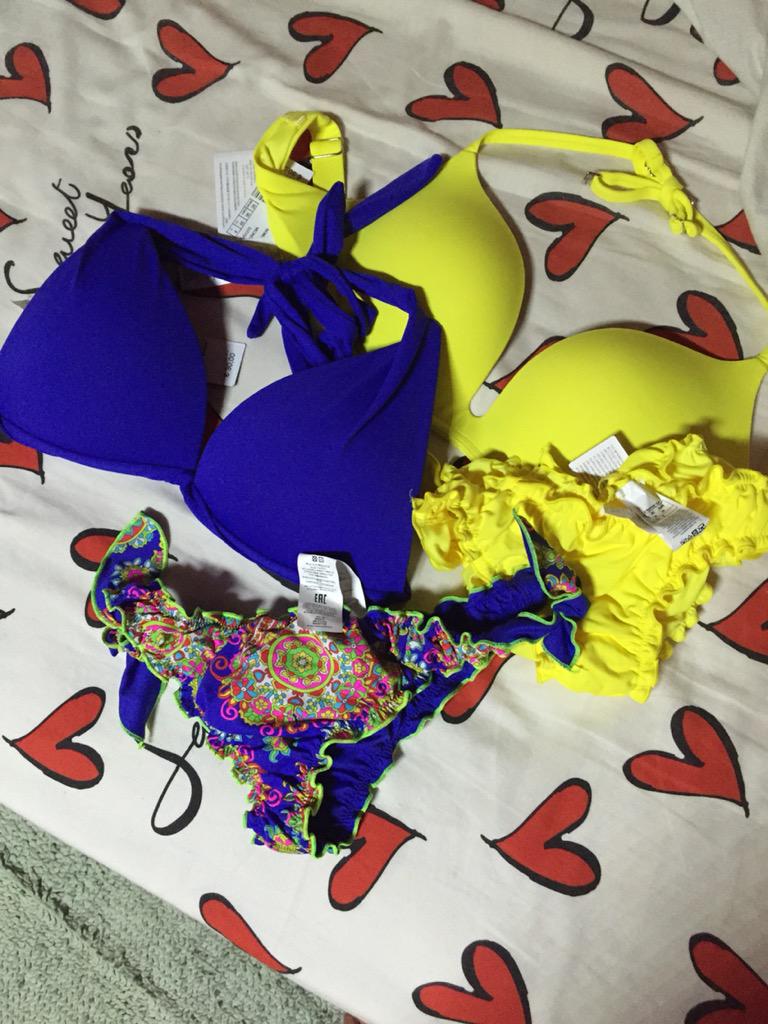 Alice_Trips's tweet photo. Opsss... I did it again 😍 #bikiniaddicted #clz http://t.co/grs99EuBkq