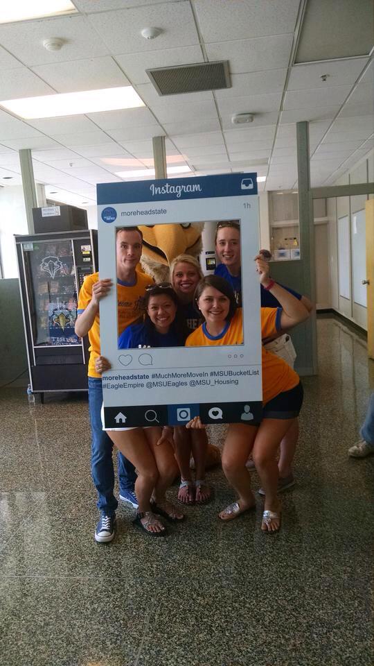 MSU_Housing's tweet photo. Cartmell staff and your friendly neighborhood Beaker! #MuchMoreMoveIn http://t.co/aBfnkfjgAm