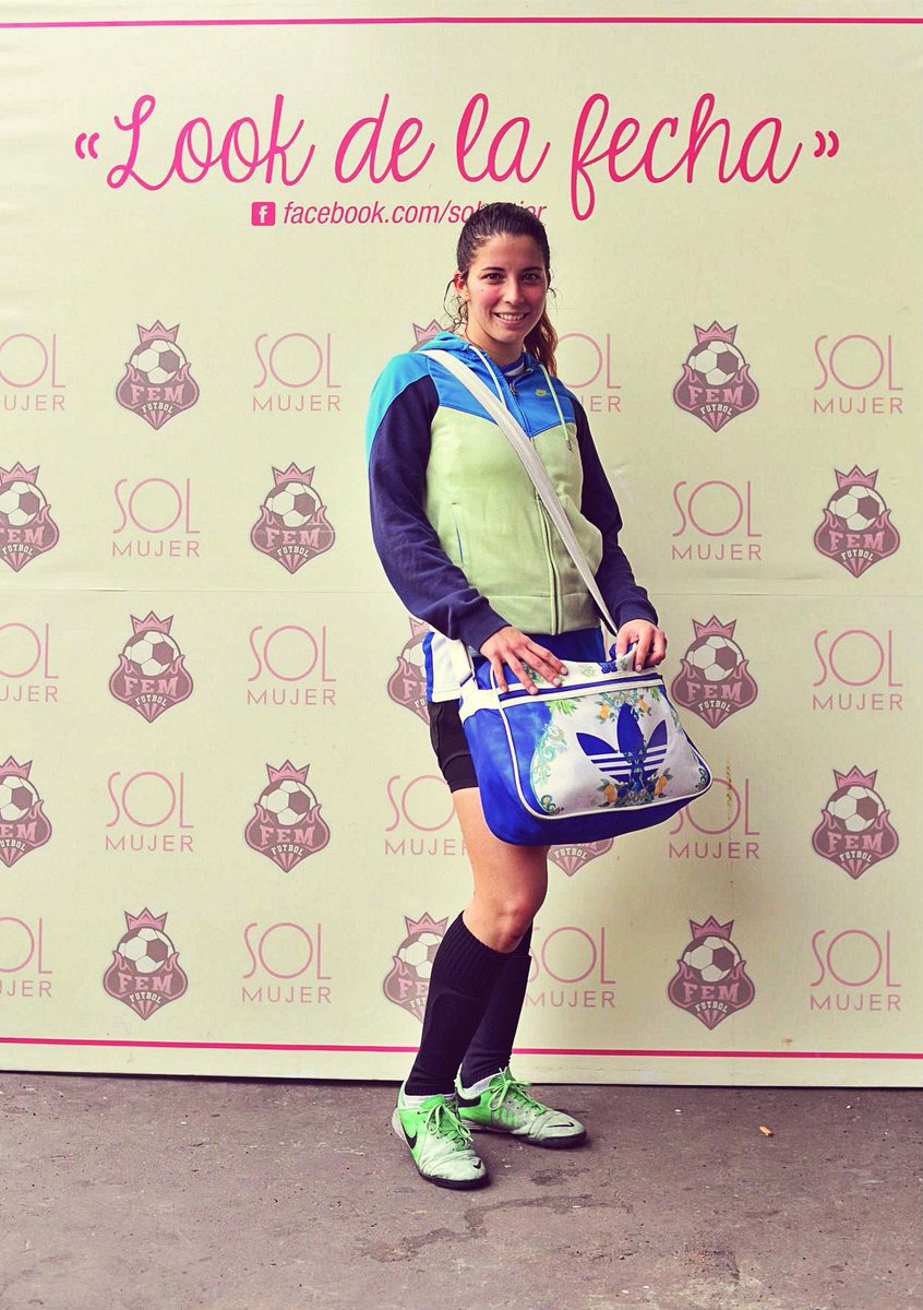 Femfutbol_ros's tweet photo. La ganadora del LOOK de la fecha 3 es....CHAN CHAN...felicitaciones!!!!!! http://t.co/KGiSrdZTDP