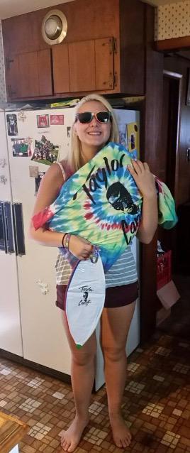 DumbAssDallas_'s tweet photo. I GOT MY CANIFF MERcH DKSNDKDKDKS I LOVE IT😍😭😭😭😍😍😍😍😍😍😍😍❤️ @taylorcaniff #taylorcaniff #taylorcaniffmerch http://t.co/6XCh2K2ejx