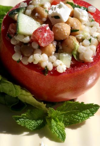 TimesRecord's tweet image. TASTE: Keep kitchen cool with no-cook Israeli Couscous Stuffed Tomatoes ow.ly/QPrbU #tomatorecipe